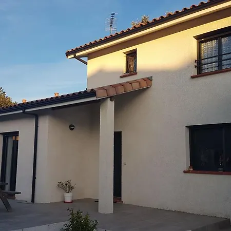 Grande Privee Avec Salle De Bain Et Wc Bed & Breakfast Labarthe-sur-Leze